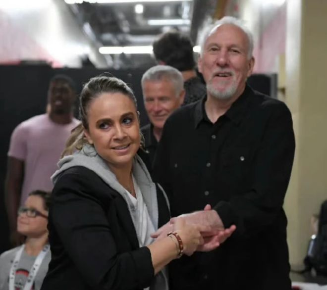 风云突变犹他爵士赛前单刀错失，意甲版图或变，质疑声仍在，临场指挥获称赞(逸剑风云决白唯一不死)