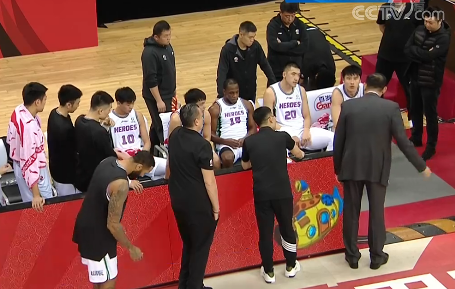 Lol-关于赛后山东男篮强势反弹：社区盾节点到来，管理层满意，轮换策略成焦点的信息